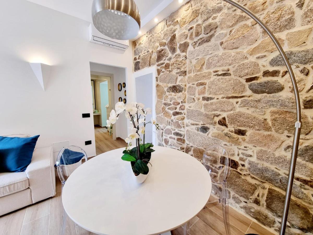 Stazzo San Teodoro Il Ginepro Piscina Condivisa Apartment ภายนอก รูปภาพ