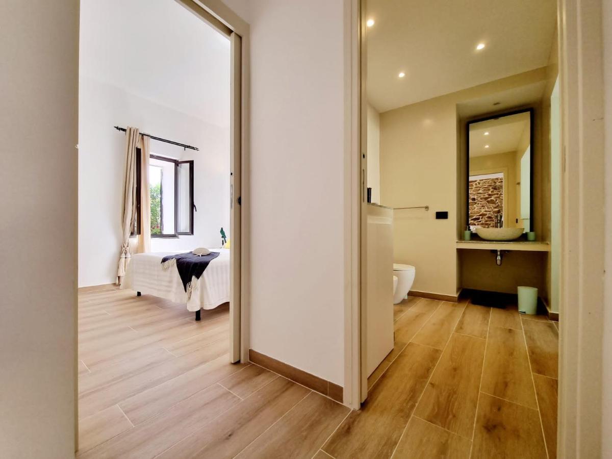 Stazzo San Teodoro Il Ginepro Piscina Condivisa Apartment ภายนอก รูปภาพ