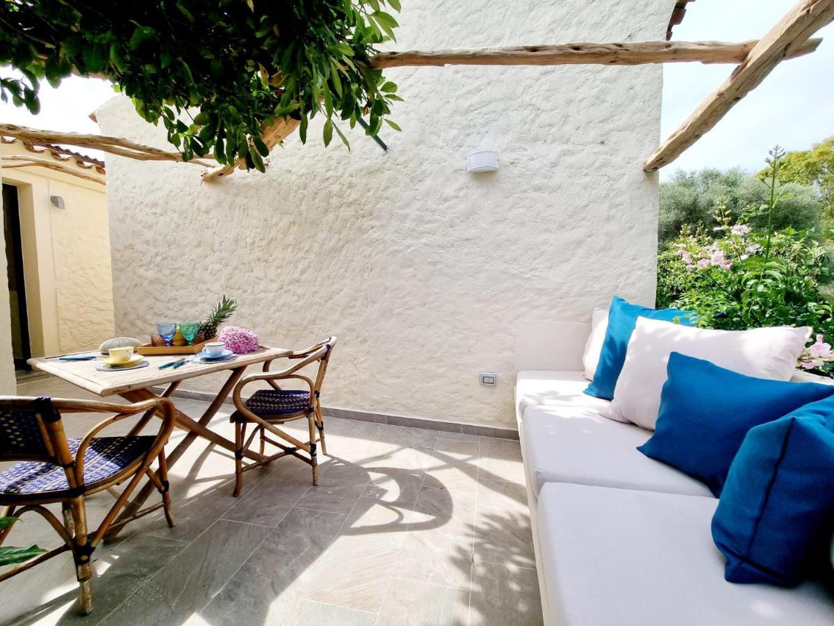 Stazzo San Teodoro Il Ginepro Piscina Condivisa Apartment ภายนอก รูปภาพ