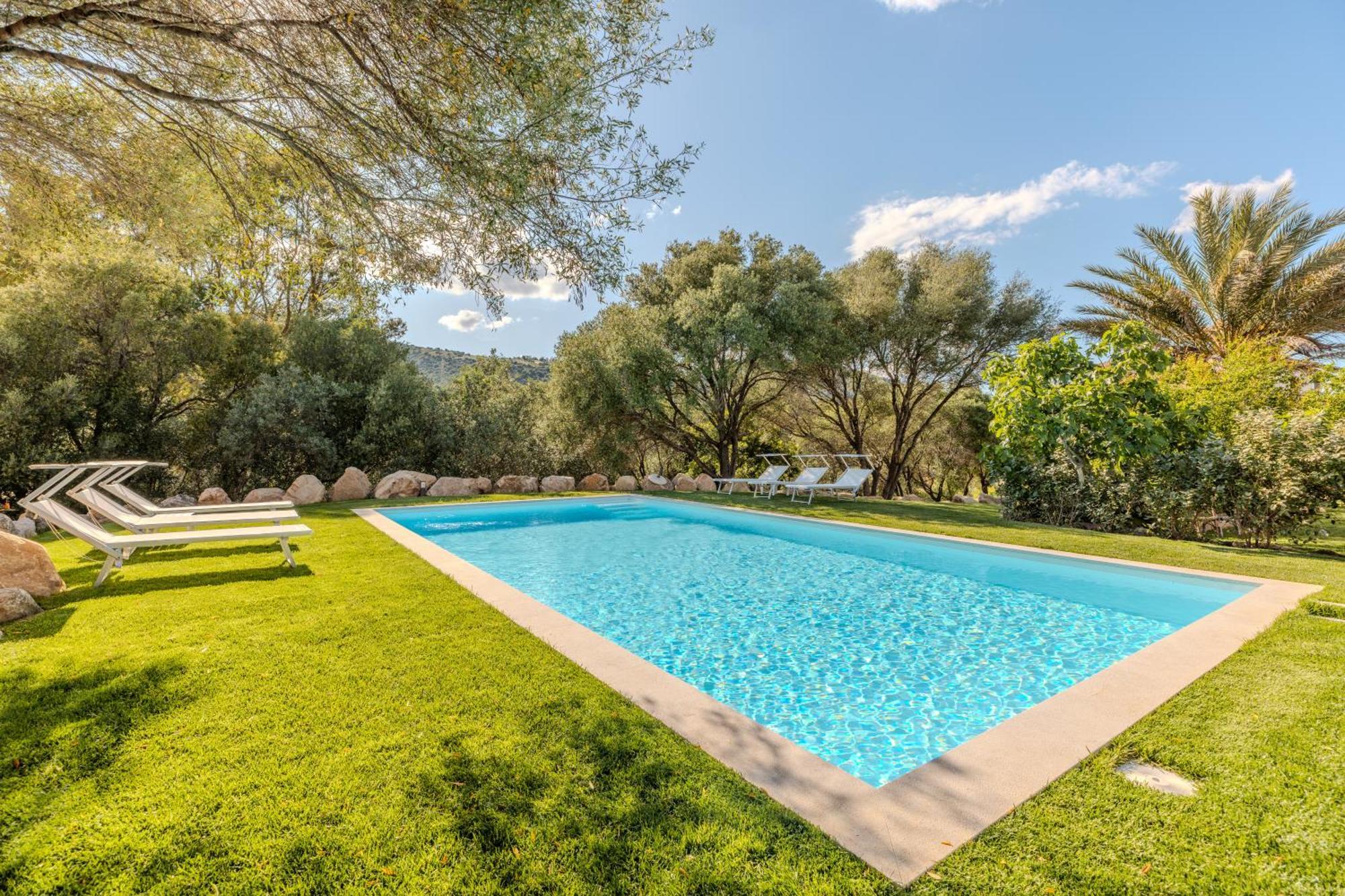Stazzo San Teodoro Il Ginepro Piscina Condivisa Apartment ภายนอก รูปภาพ